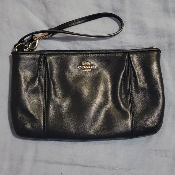 Coach Wristlet - Picture 1 of 4